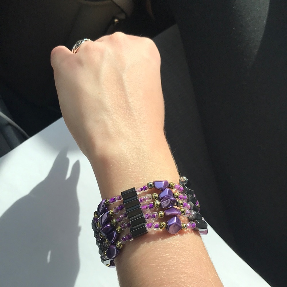 Strand of beautiful magnetized beads. NWOT.